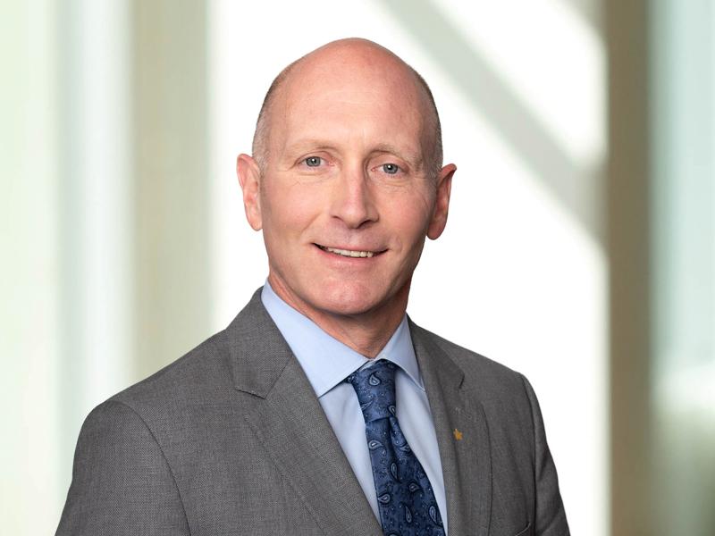 Professional Cropped Stanton Scott Mintz