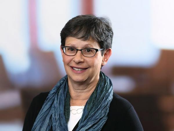 Professional Cropped Epstein Meryl Mintz