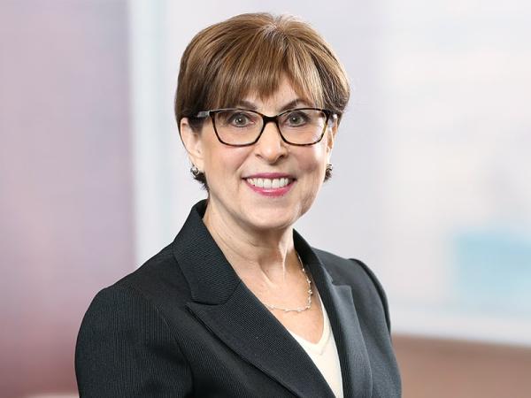 Professional Cropped Janos Ellen Mintz