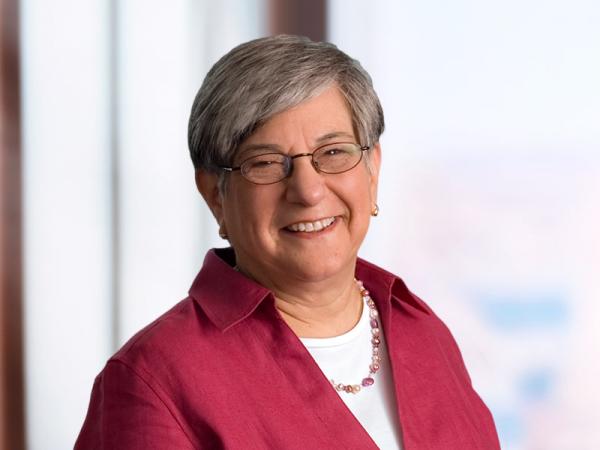 Professional Cropped CIVITELLO MARYANN Mintz