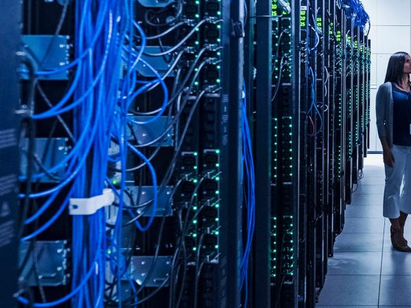 Mintz Helps Public Company Data Center Owner and Operator Expand Portfolio