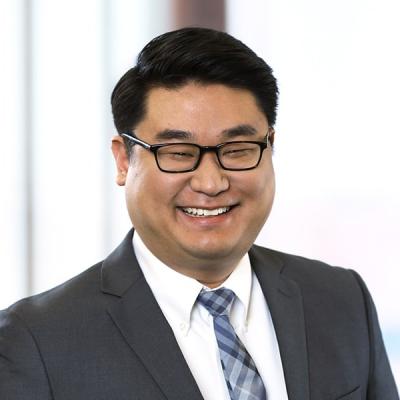 Professional Cropped Song Alexander Mintz